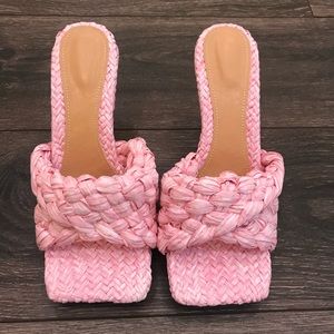 Raffia Stretch Sandals